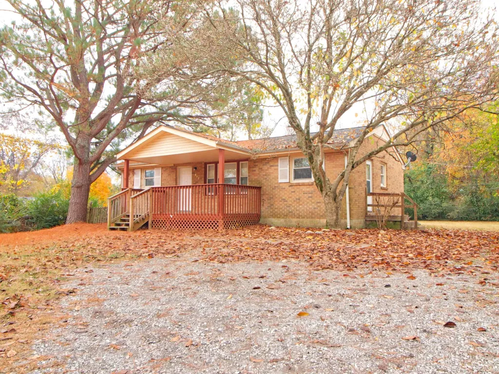 402 Britton Springs Road Clarksville TN 37042