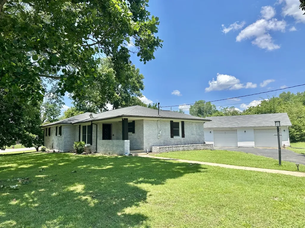 8401 Terry Lane Hermitage TN 37076