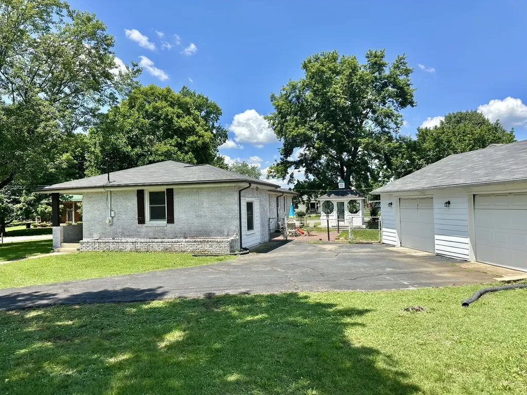 8401 Terry Lane Hermitage TN 37076
