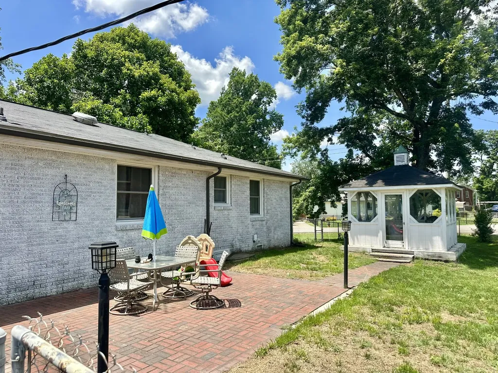 8401 Terry Lane Hermitage TN 37076