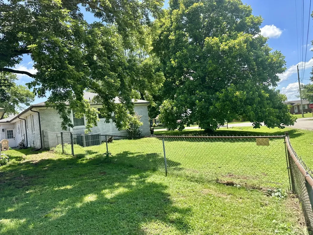 8401 Terry Lane Hermitage TN 37076