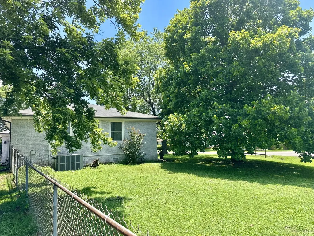 8401 Terry Lane Hermitage TN 37076