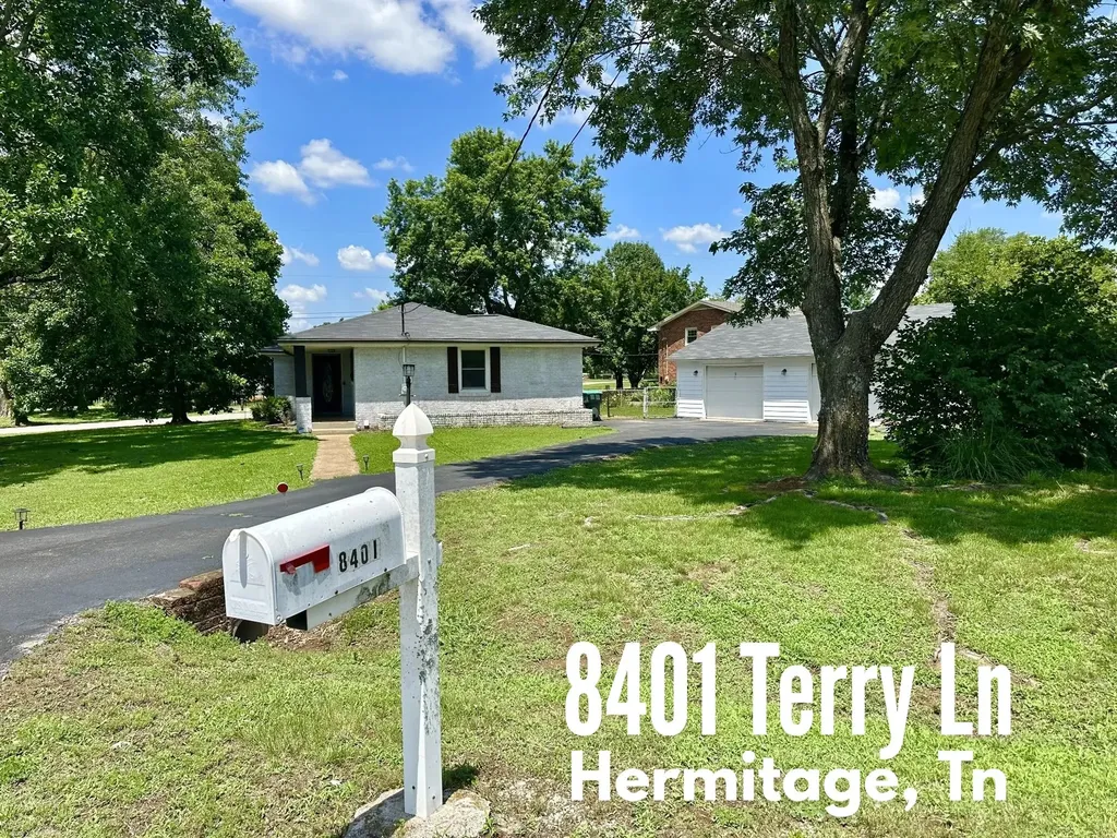 8401 Terry Lane Hermitage TN 37076