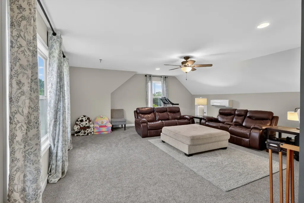 1005 Hiltonwood Boulevard Castalian Springs TN 37031