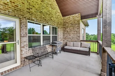 1005 Hiltonwood Boulevard Castalian Springs TN 37031