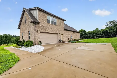 1005 Hiltonwood Boulevard Castalian Springs TN 37031