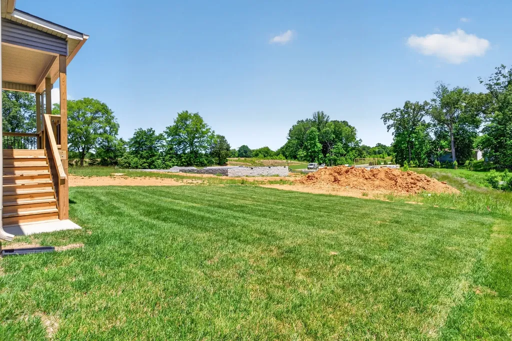 1105 Black Rock Road Clarksville TN 37040