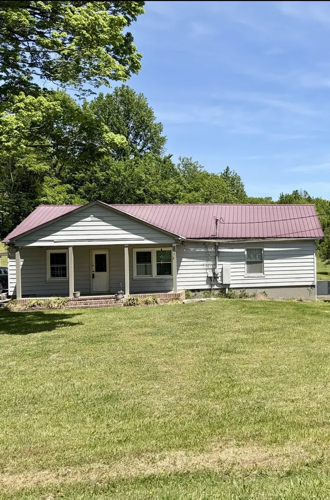 125 Frontier Road Sweetwater TN 37874