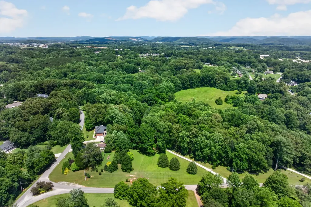 1644 Carriage Lane Cookeville TN 38506