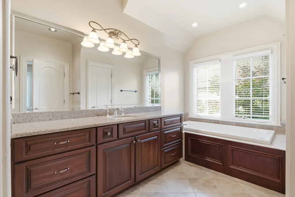 4022 Sneed Road Nashville TN 37215