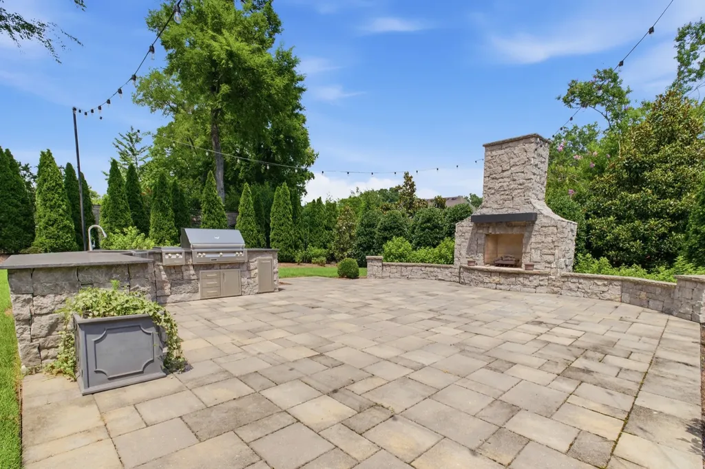 4022 Sneed Road Nashville TN 37215