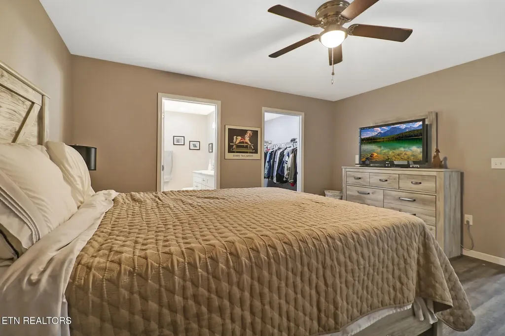 122 Jay Loop Jamestown TN 38556