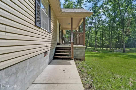 122 Jay Loop Jamestown TN 38556