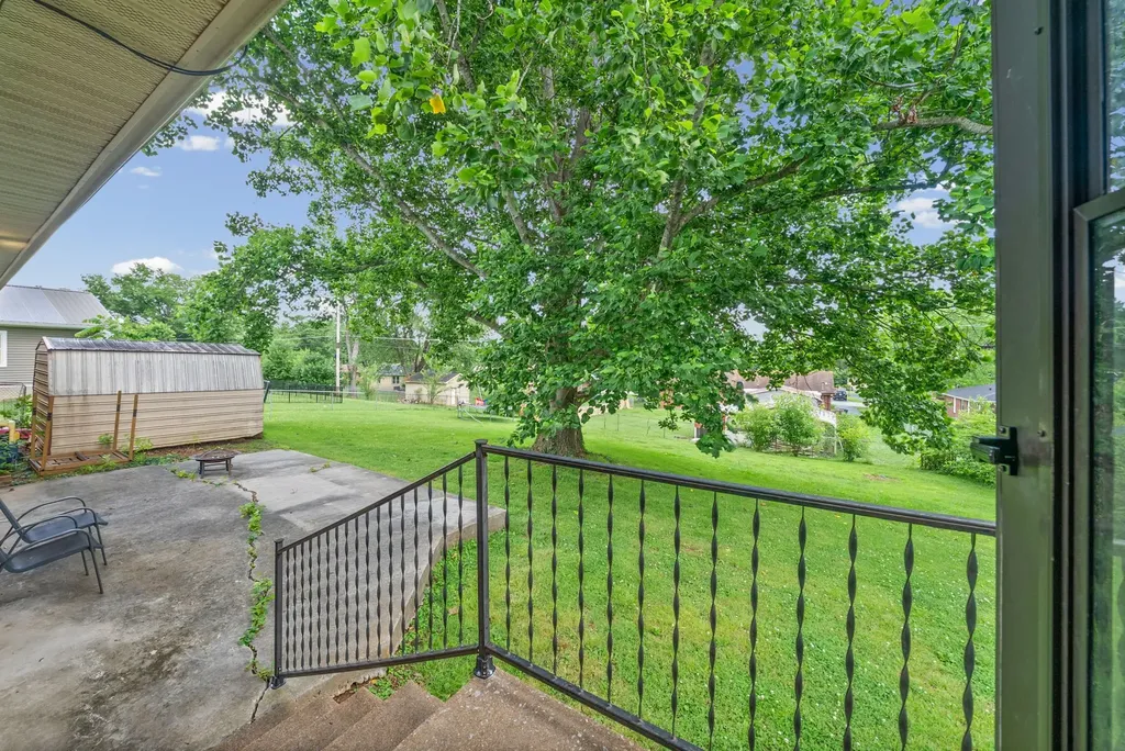 318 Blane Drive Hopkinsville KY 42240