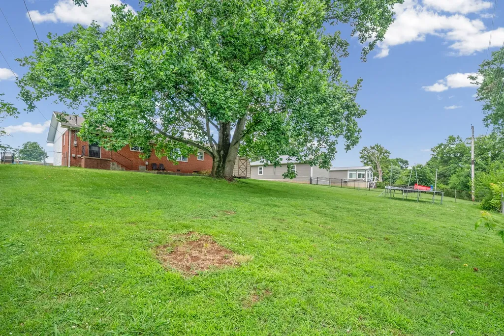 318 Blane Drive Hopkinsville KY 42240