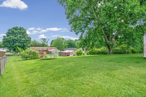 318 Blane Drive Hopkinsville KY 42240