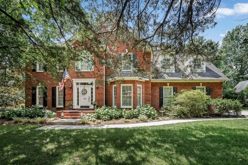 1310 White Oak Lane Murfreesboro TN 37130