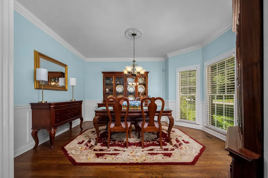 1310 White Oak Lane Murfreesboro TN 37130
