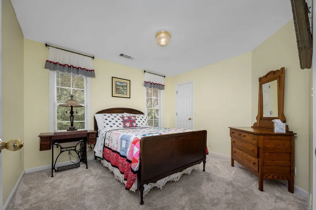1310 White Oak Lane Murfreesboro TN 37130