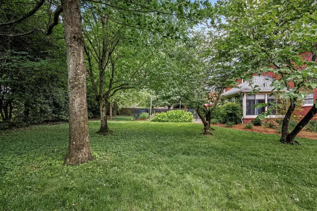 1310 White Oak Lane Murfreesboro TN 37130