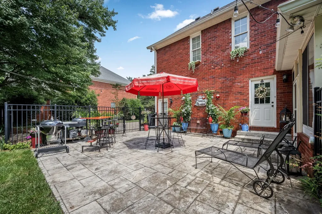 1310 White Oak Lane Murfreesboro TN 37130