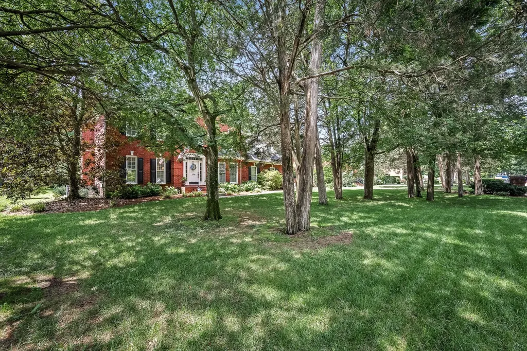 1310 White Oak Lane Murfreesboro TN 37130