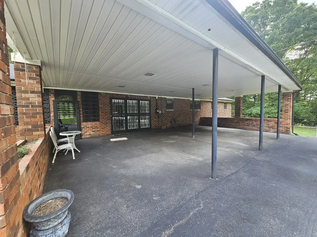 450 Main Street Palmer TN 37365