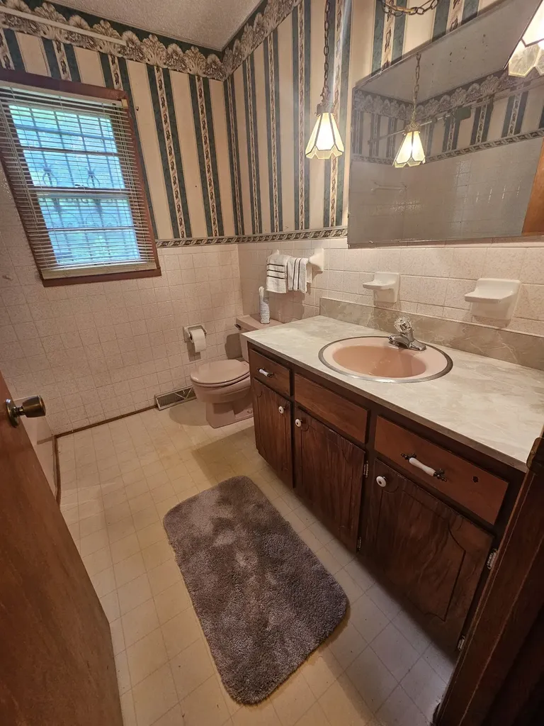 450 Main Street Palmer TN 37365