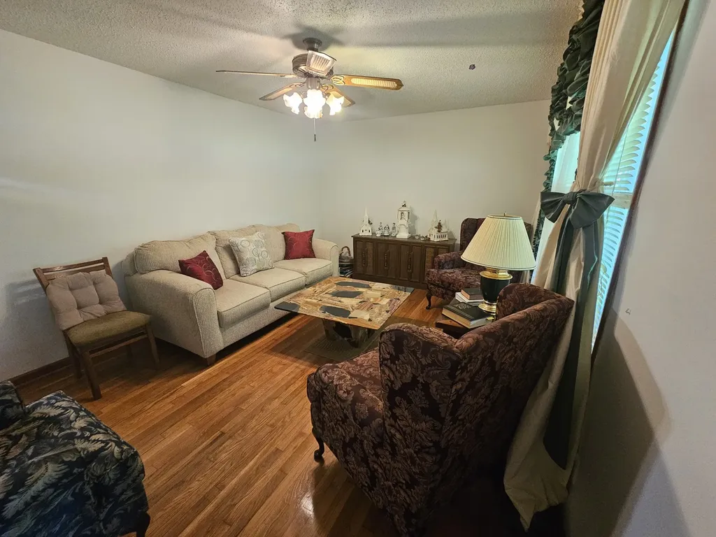 450 Main Street Palmer TN 37365