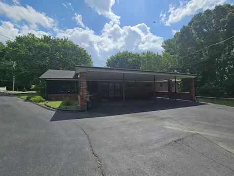 450 Main Street Palmer TN 37365