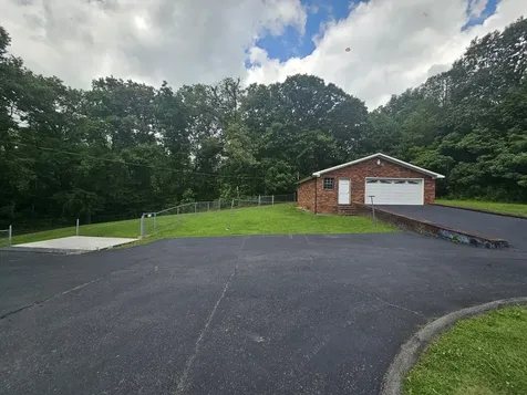 450 Main Street Palmer TN 37365