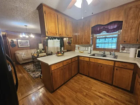 450 Main Street Palmer TN 37365