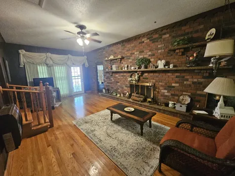 450 Main Street Palmer TN 37365