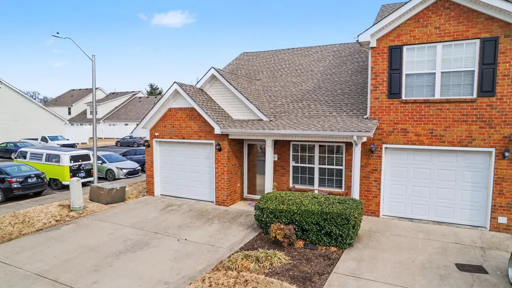 876 Wolves Den Place Murfreesboro TN 37128