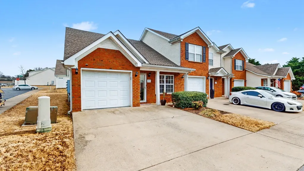 876 Wolves Den Place Murfreesboro TN 37128