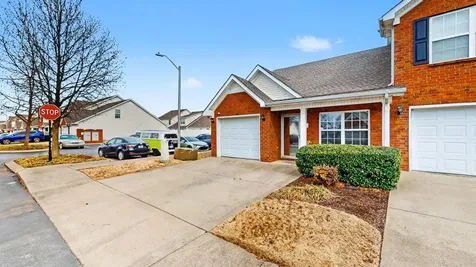 876 Wolves Den Place Murfreesboro TN 37128