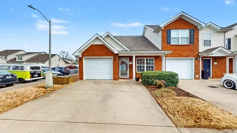 876 Wolves Den Place Murfreesboro TN 37128