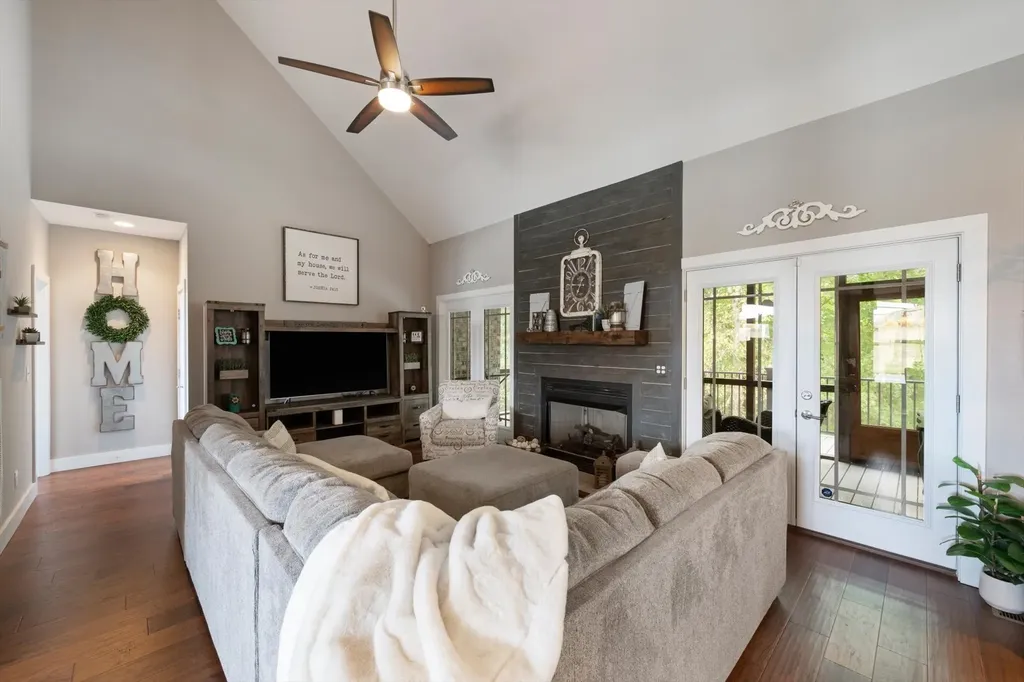 4212 Sheffield Lane Greenbrier TN 37073