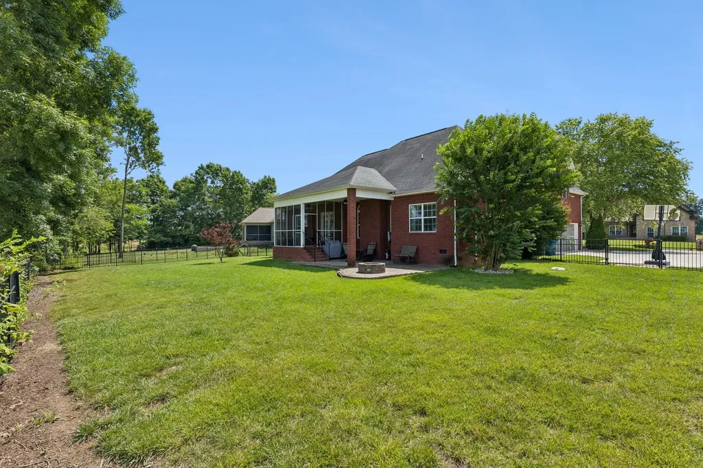 1210 Lila Drive Murfreesboro TN 37128