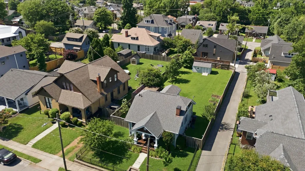 1707 Russell Street Nashville TN 37206