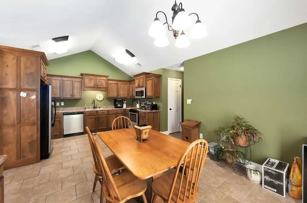 139 Buttonwood Drive Lexington TN 38351
