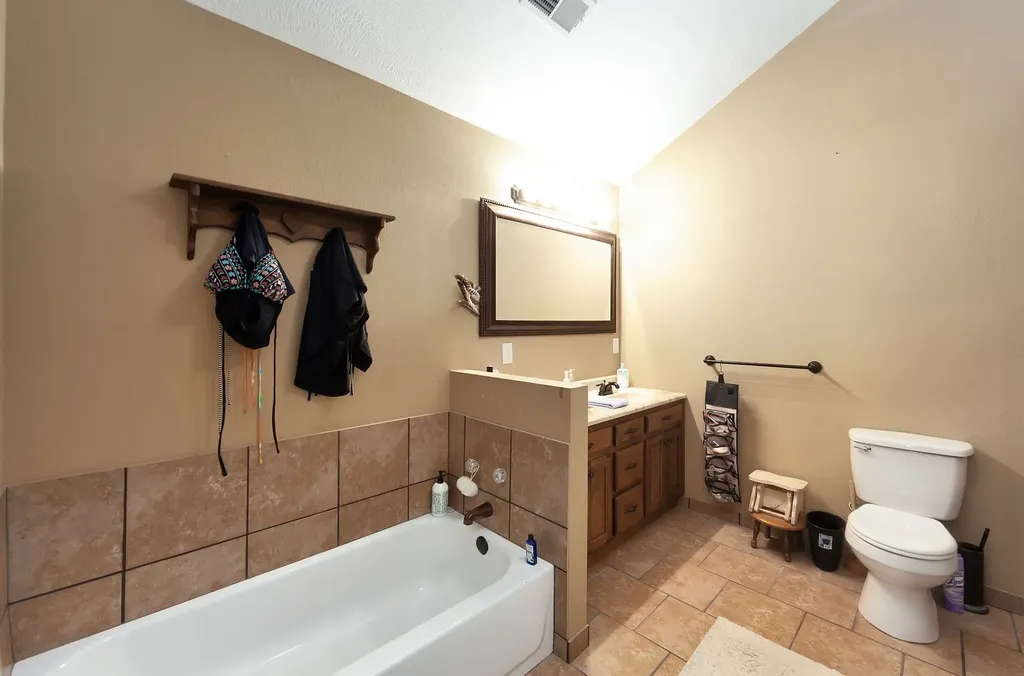 139 Buttonwood Drive Lexington TN 38351
