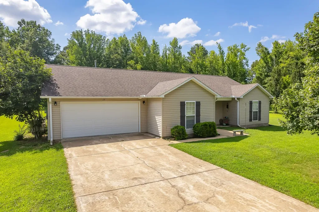 139 Buttonwood Drive Lexington TN 38351