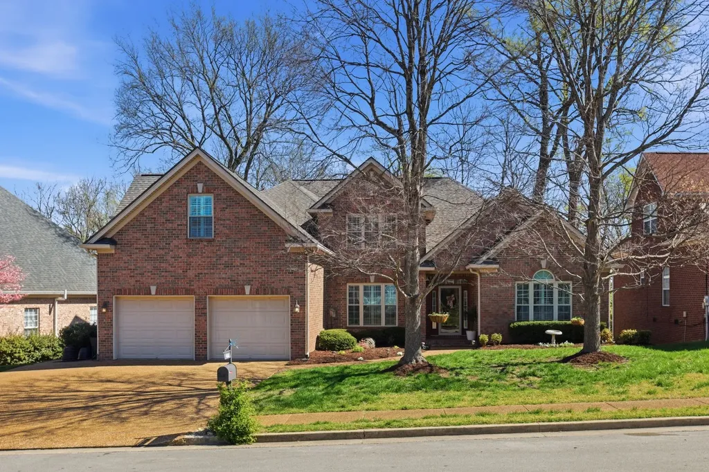 4840 Redcastle Ridge Nashville TN 37211