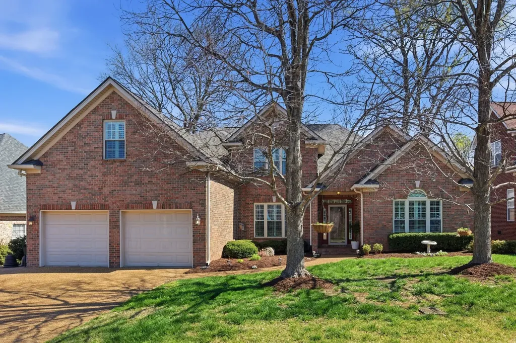4840 Redcastle Ridge Nashville TN 37211