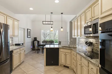 4840 Redcastle Ridge Nashville TN 37211