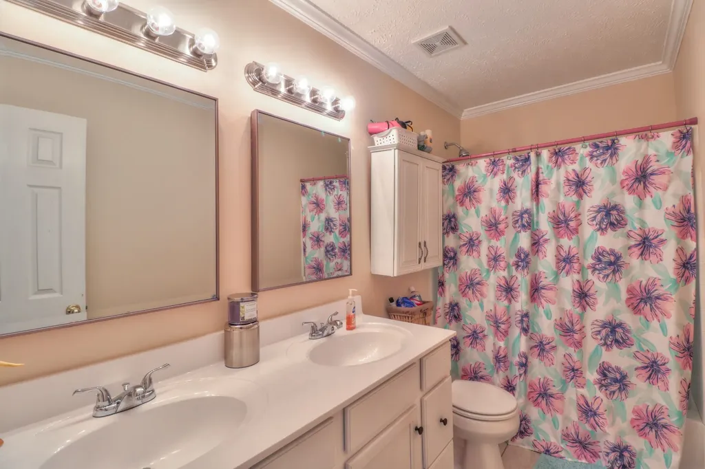 2006 Thorntree Court Mount Juliet TN 37122
