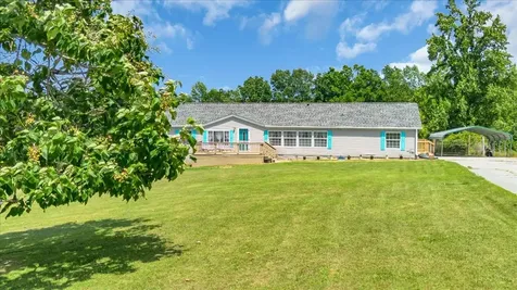 2657 Oak Grove Road Red Boiling Springs TN 37150