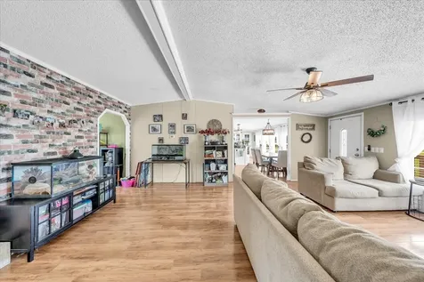 2657 Oak Grove Road Red Boiling Springs TN 37150