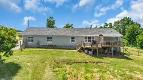2657 Oak Grove Road Red Boiling Springs TN 37150